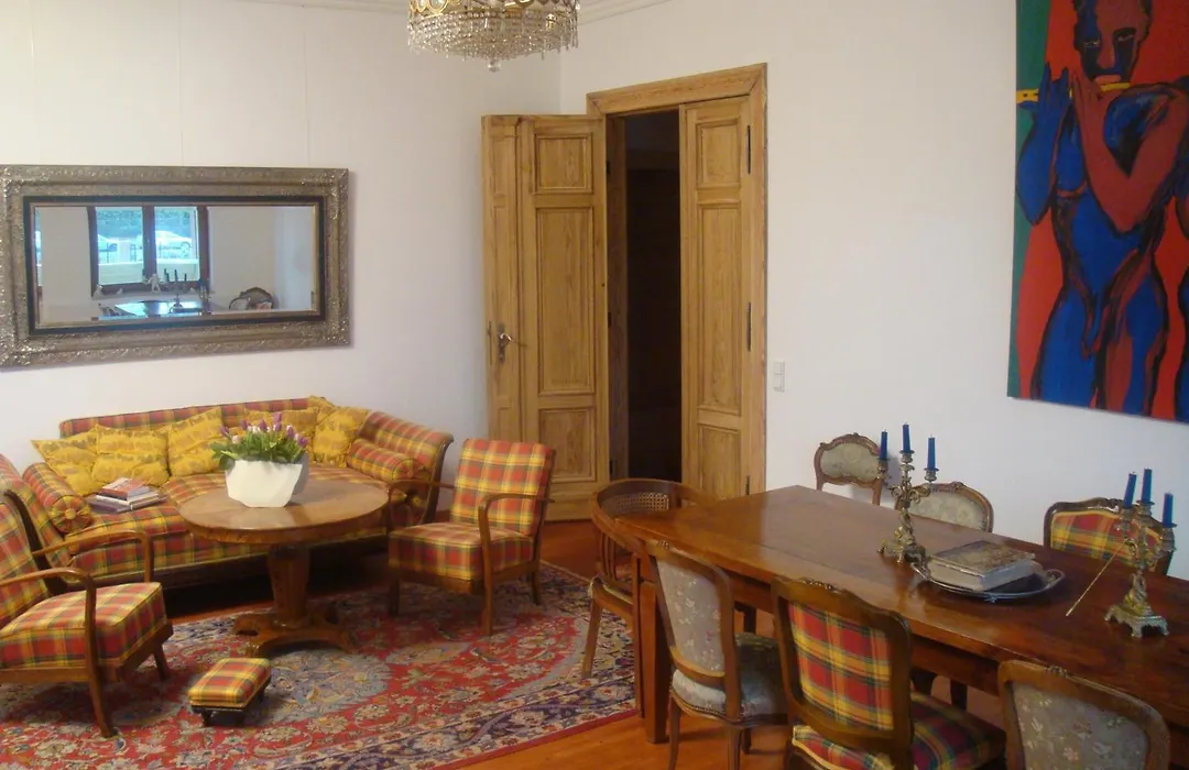 Residenz Villa Kult-1